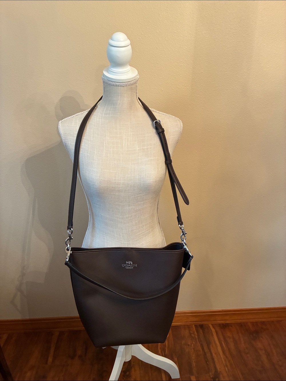 Coach Maple Pebbled Leather Large City Bucket Crossbody/Shoulder Bag